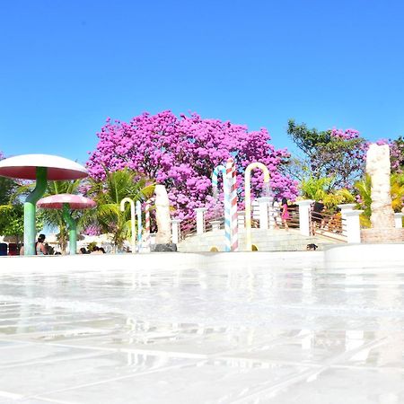 Di Roma Lacqua Caldas Novas Park 24H, Com Roupas De Cama E Banho Eksteriør bilde