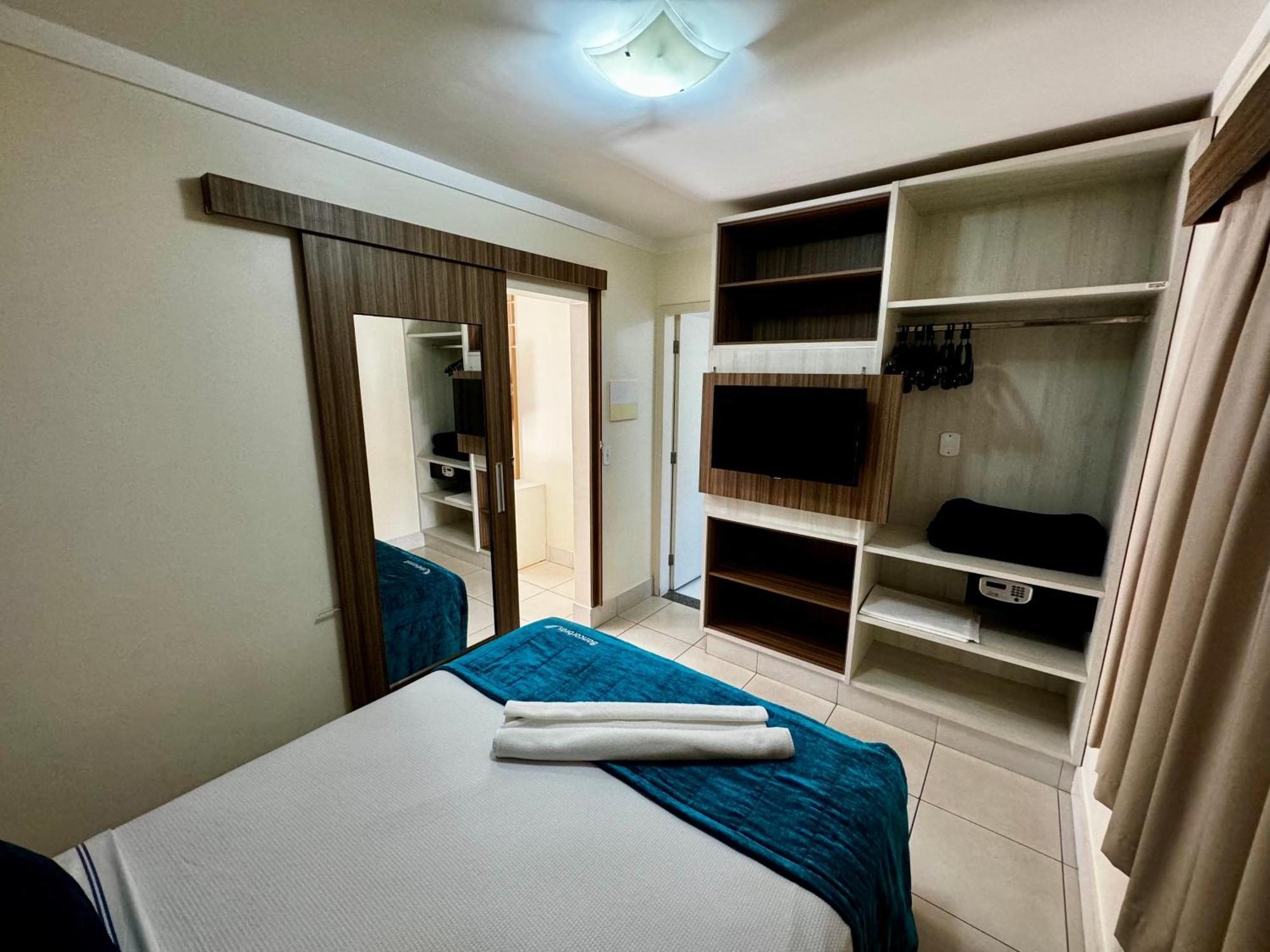 Di Roma Lacqua Caldas Novas Park 24H, Com Roupas De Cama E Banho Rom bilde